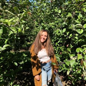 Meet your Posher, Amanda